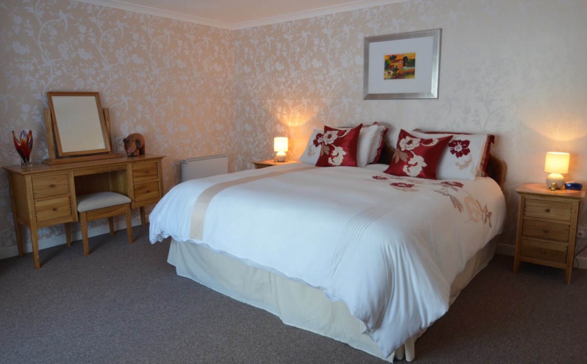 Courtyard Cottage Bedroom